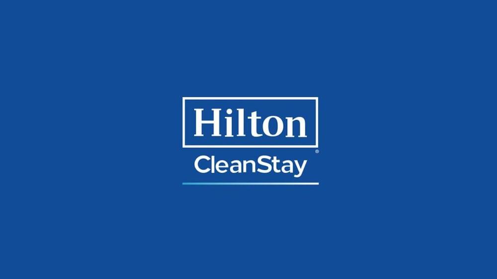 Hilton Garden Inn Frankfurt Airport Frankfurt am Main Eksteriør bilde Hilton CleanStay