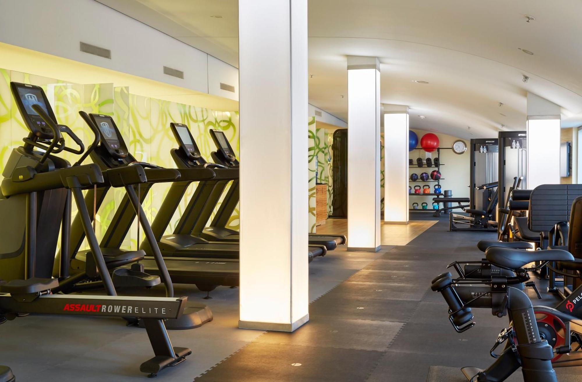 Hilton Garden Inn Frankfurt Airport Frankfurt am Main Eksteriør bilde Fitness room