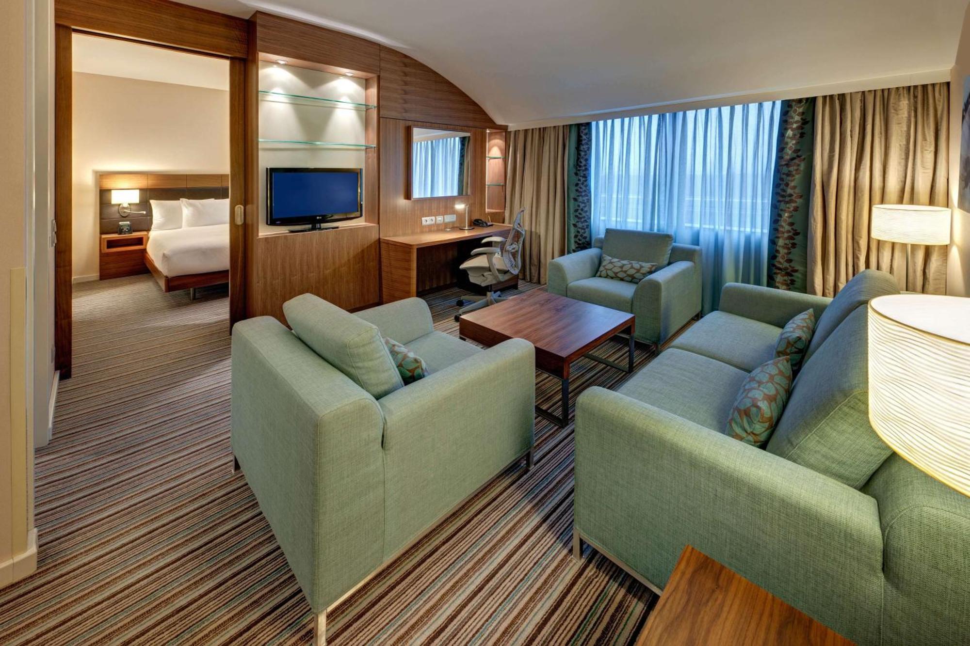 Hilton Garden Inn Frankfurt Airport Frankfurt am Main Eksteriør bilde